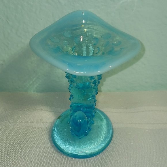 Vintage Fenton Hobnail Blue Opalescent Cornucopia Candle Holder ca. 1940 - 1942 - Picture 4 of 6